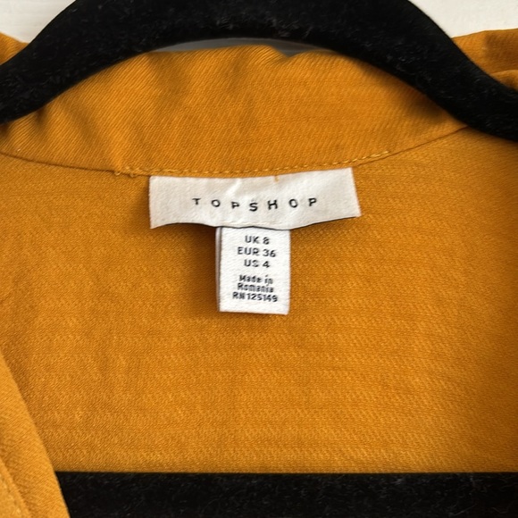 Stylish top shop blouse. Never worn. - Picture 3 of 3